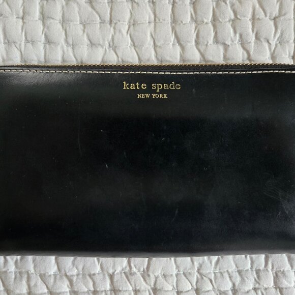 Kate Spade Mercer Street Lacey Zip Around Wallet in Black / Green + Cream Lining - Picture 1 of 8